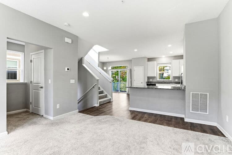 Osseo Townhome: 9663 Merrimac Ln N