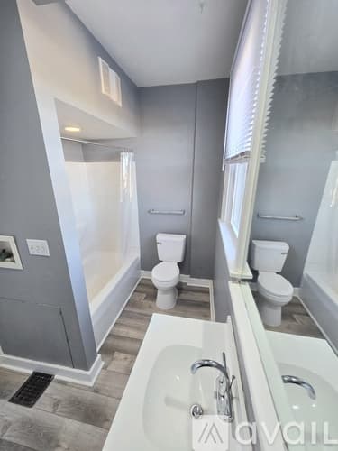 Charleroi Apartment: 206 Lookout Avenue