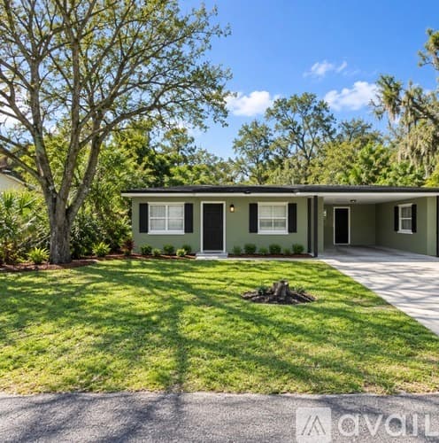 Jacksonville House: 4520 Fairview St