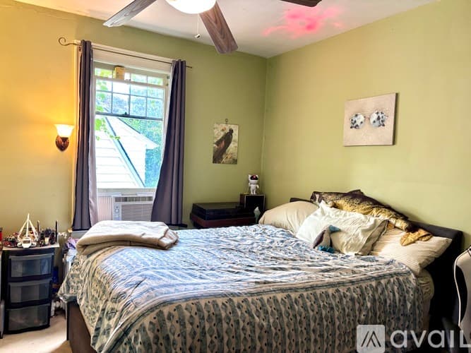Utica House: 649 Parkway East