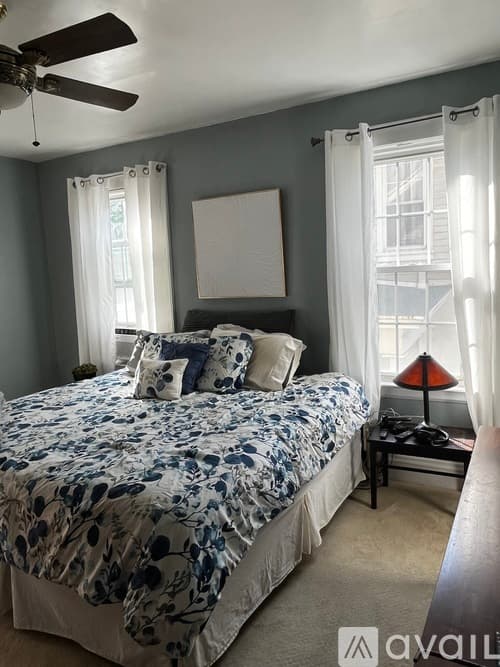 Utica House: 649 Parkway East