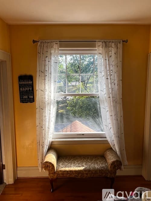 Utica House: 649 Parkway East