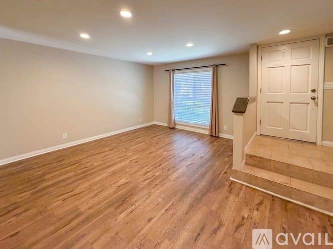Agoura Hills Townhome: 4109 Yankee Dr