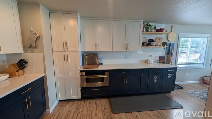 Burien House: South 137th Street