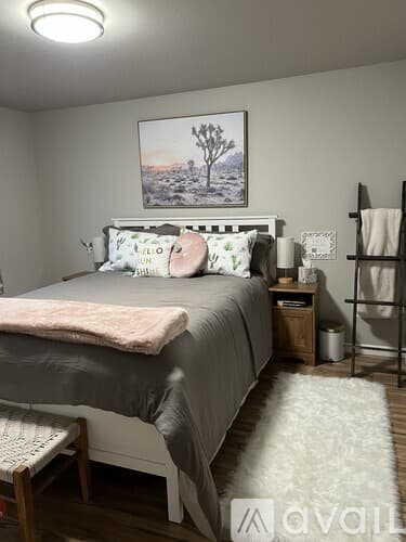 Burien House: South 137th Street
