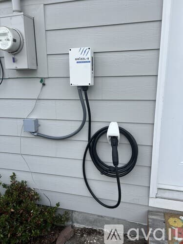 Burien House: South 137th Street