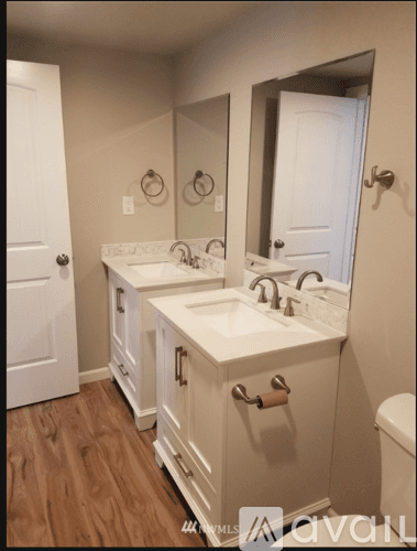 Burien House: South 137th Street