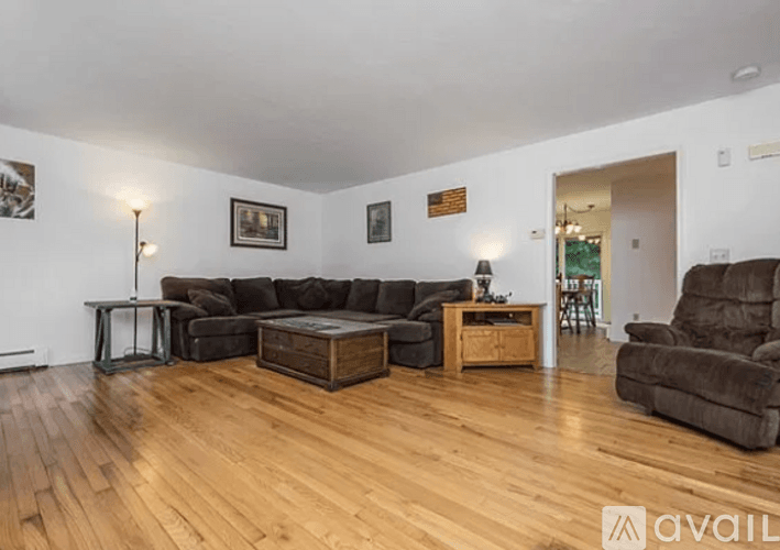 Hubbardston Townhome: 9 Pine Tree Ln