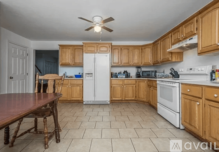 Hubbardston Townhome: 9 Pine Tree Ln