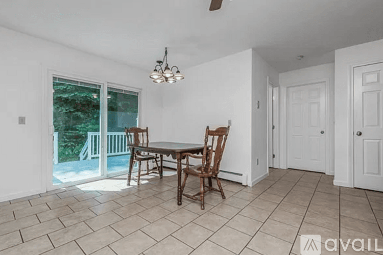 Hubbardston Townhome: 9 Pine Tree Ln