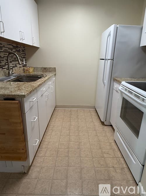 East Haven Condo: Coe Avenue