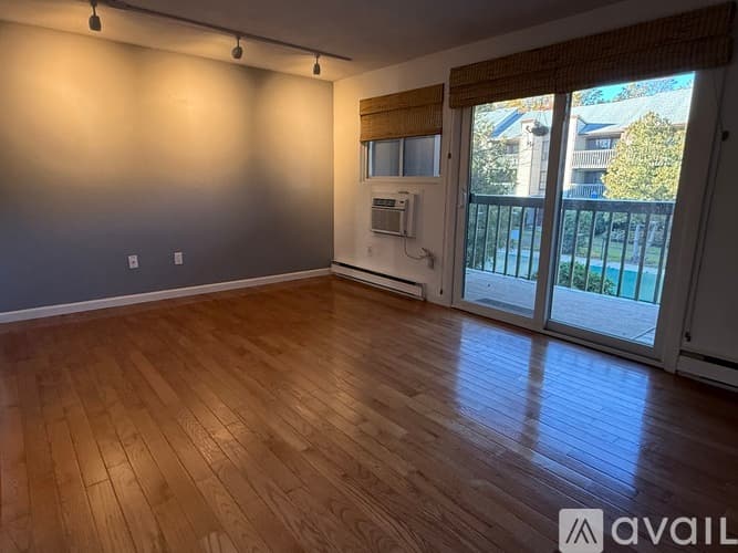 East Haven Condo: Coe Avenue