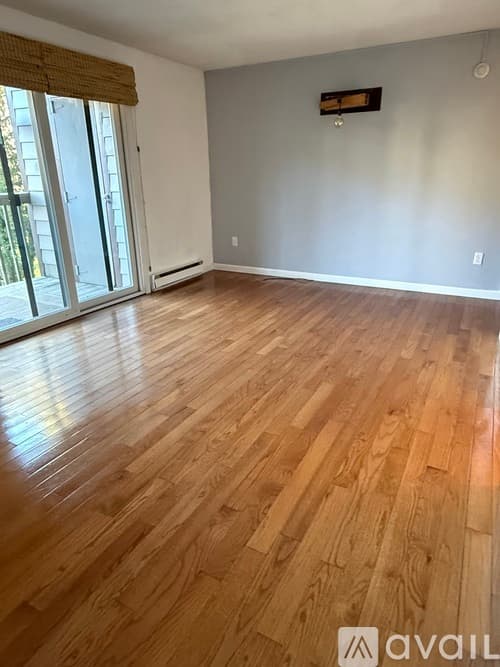 East Haven Condo: Coe Avenue