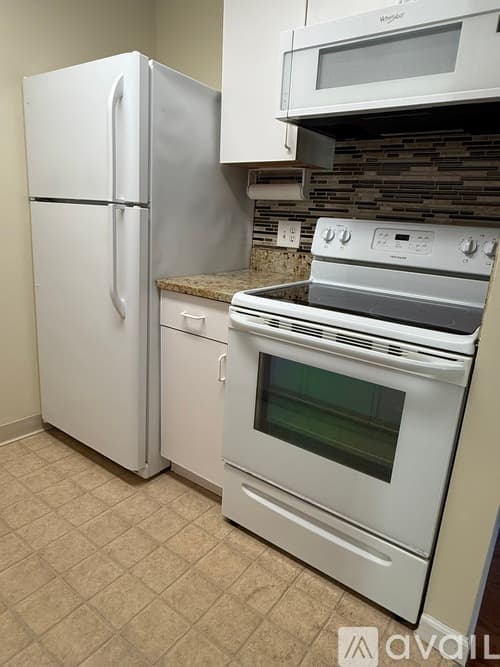 East Haven Condo: Coe Avenue