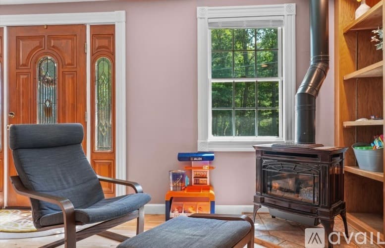 Tyngsborough House: 4 Ratner Road