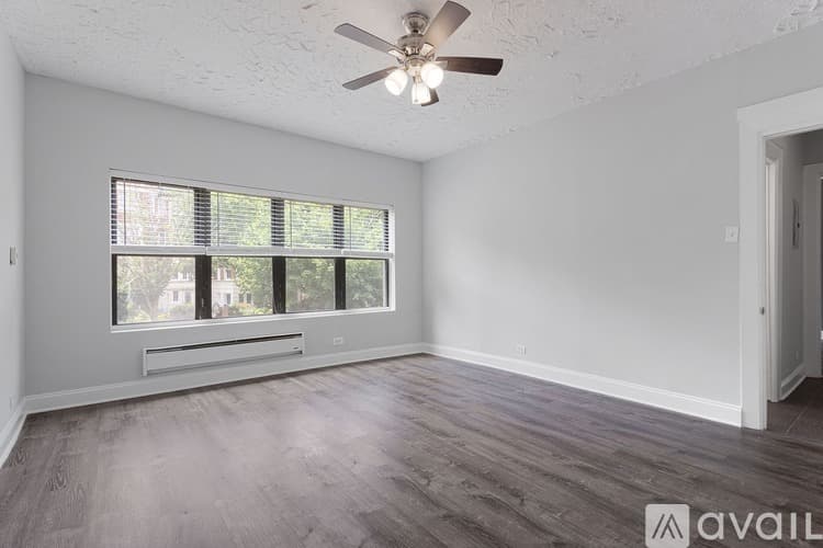 Chicago Apartment: 4555 Malden St