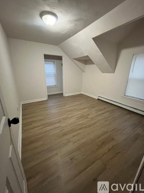 Fall River Townhome: 55 Tremont Street
