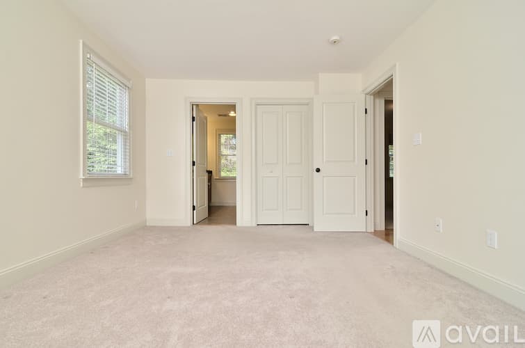 Hingham Townhome: 49 Fottler Rd