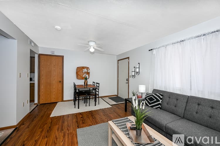 Akron Apartment: 719 Carroll Street