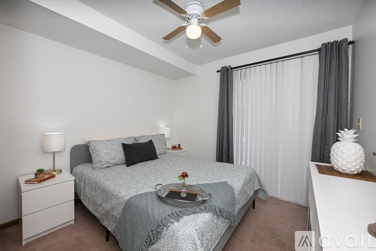 Akron Apartment: 719 Carroll Street