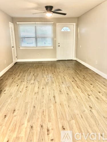 Clearwater House: 1262 Palmetto St