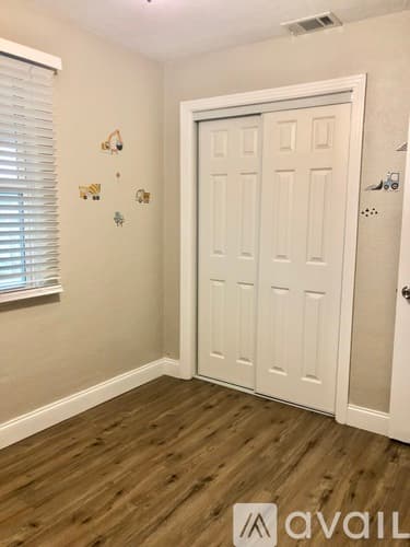 Clearwater House: 1262 Palmetto St
