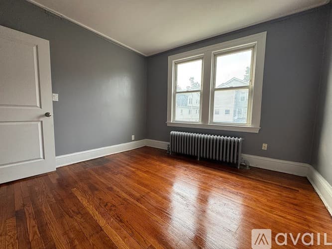 Hartford Apartment: 1069 1075 Capitol Ave