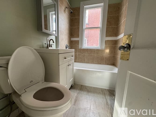 Hartford Apartment: 1069 1075 Capitol Ave