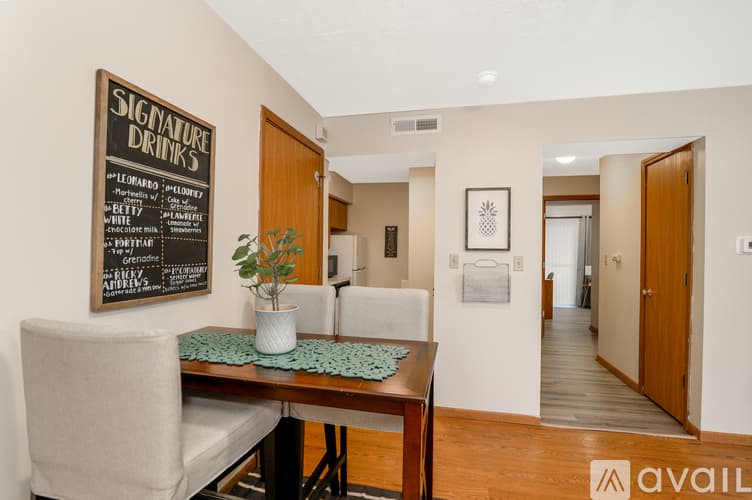 Akron Apartment: 719 Carroll Street