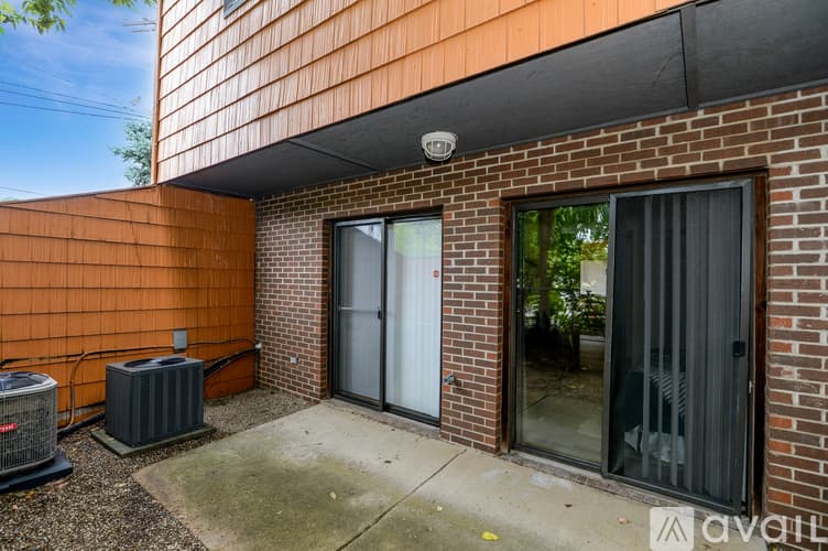 Akron Apartment: 719 Carroll Street