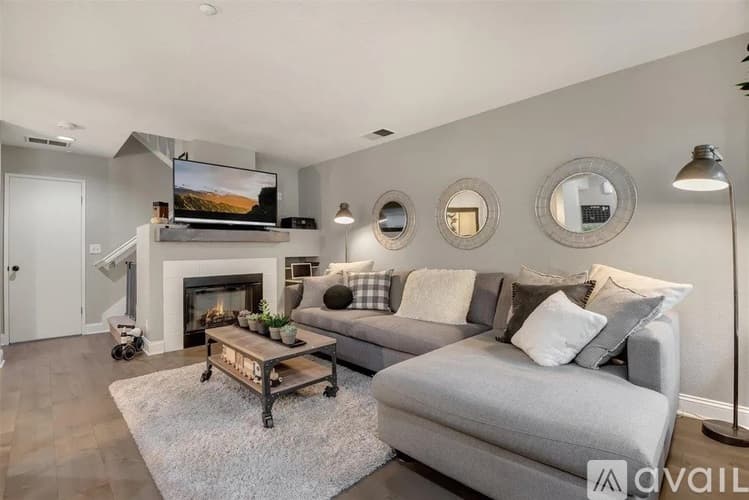 San Jose Townhome: 6221 Barb Werner Lane