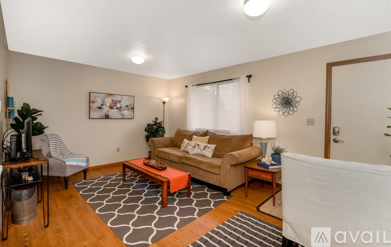 Akron Apartment: 719 Carroll Street