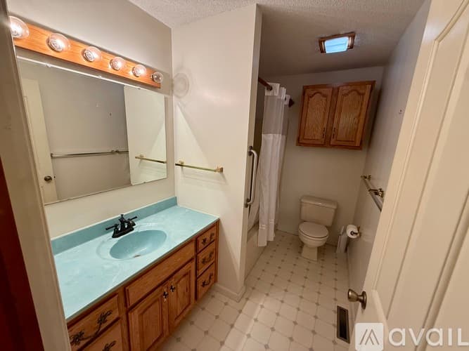 Montoursville House: 598 Tallman Hollow Rd