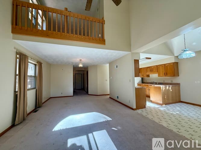 Montoursville House: 598 Tallman Hollow Rd