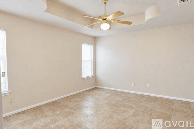 Nolanville House: 212 Cedar Ridge Dr