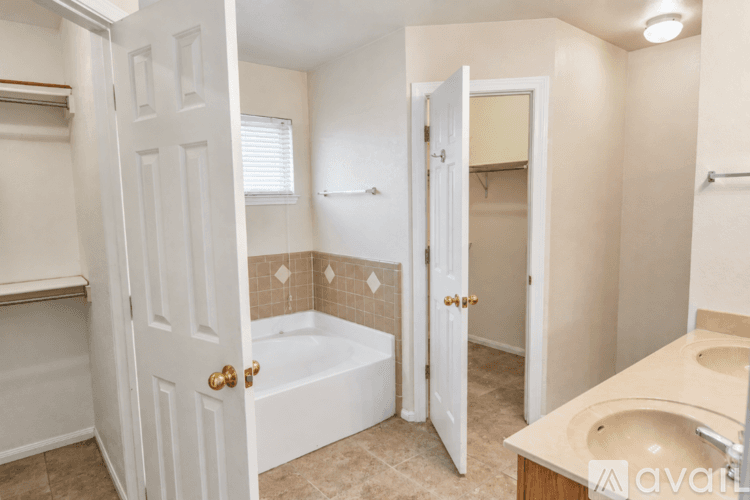 Nolanville House: 212 Cedar Ridge Dr
