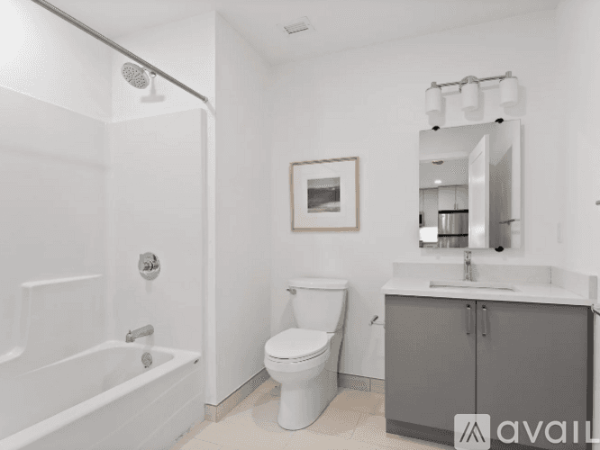 Hamilton Apartment: 59 Willow St