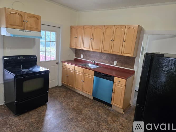 Taunton Apartment: 60 Oak Street