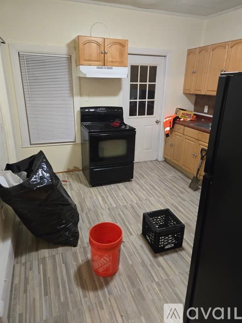 Taunton Apartment: 60 Oak Street