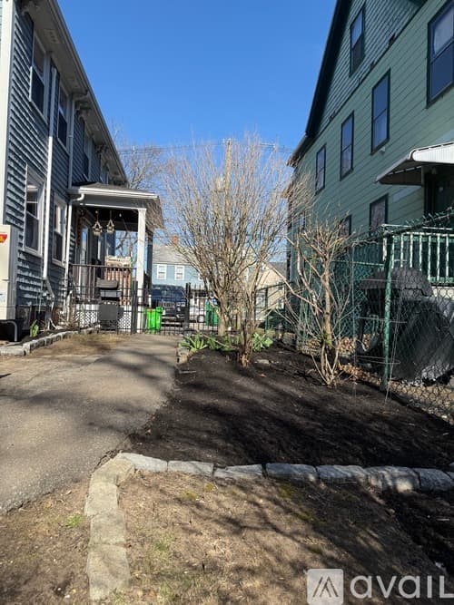 Medford Condo: 37 Park Street