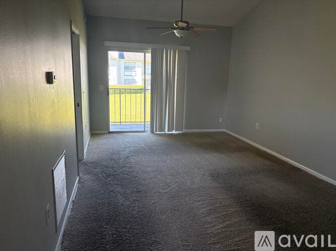 Temple Terrace Apartment: 5039 Bordeaux Village Pl