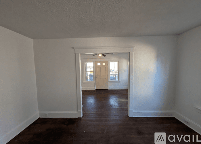 Chicopee Apartment: 27 Beverly Street