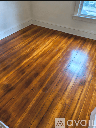 Chicopee Apartment: 27 Beverly Street