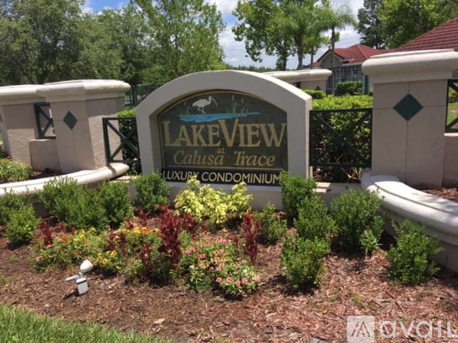 Lutz Apartment: 18106 Peregrines Perch Pl