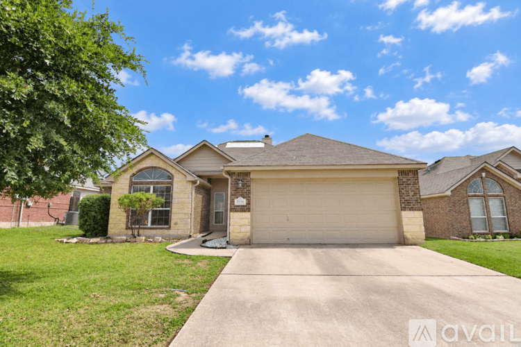 Temple House: 7538 Amber Meadow Loop