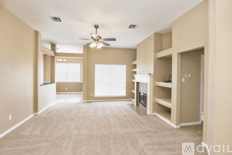Temple House: 7538 Amber Meadow Loop