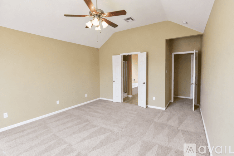 Temple House: 7538 Amber Meadow Loop