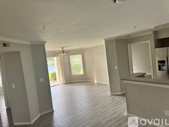 Lutz Apartment: 18106 Peregrines Perch Pl