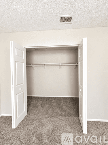 Tampa Apartment: 2570 Monica Court
