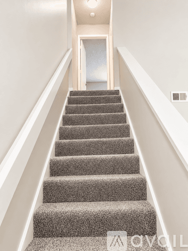 Tampa Apartment: 2570 Monica Court